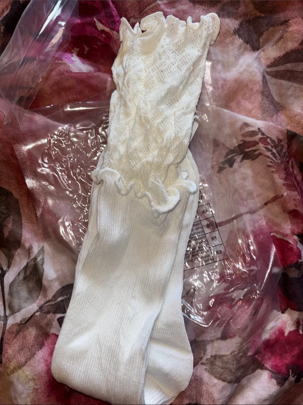Woman’s White Lace Knee High Socks, NWT